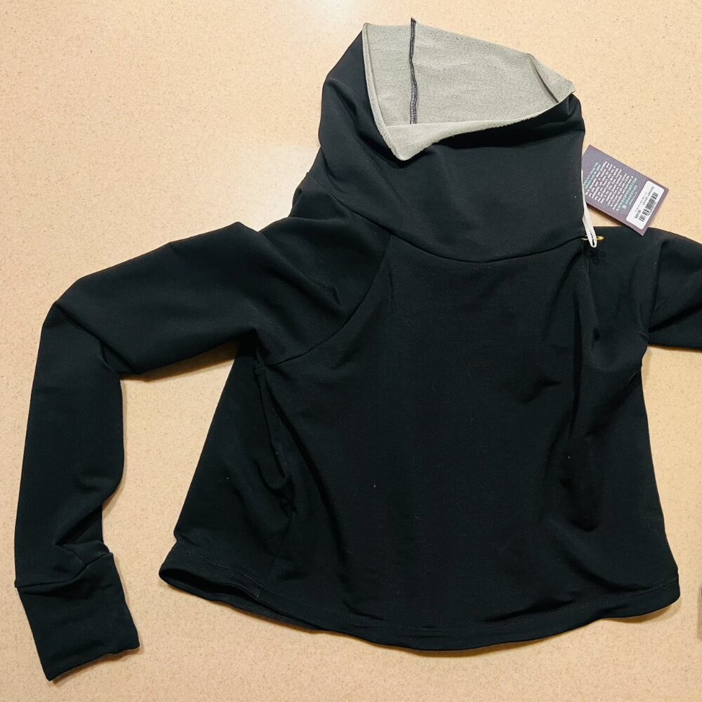 Youer Brand "Focus" Crop Top size XS